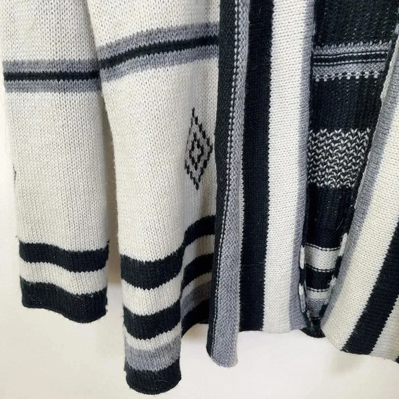 BB DAKOTA | ROLLY OPEN FRONT CARDIGAN - Picture 8 of 14